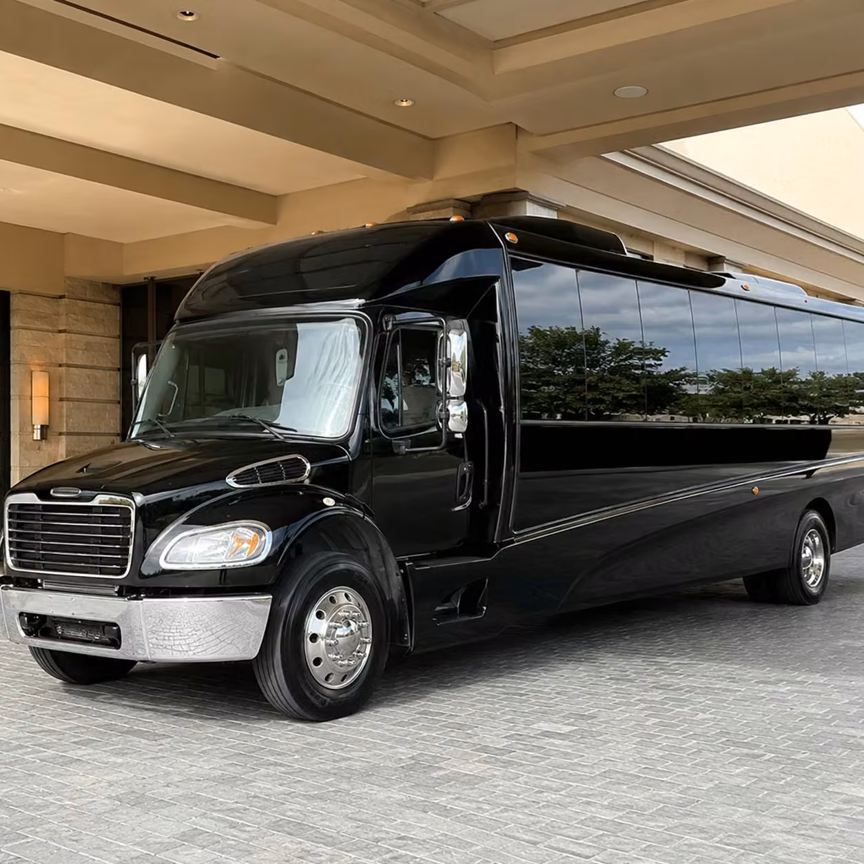 25 passenger minibus