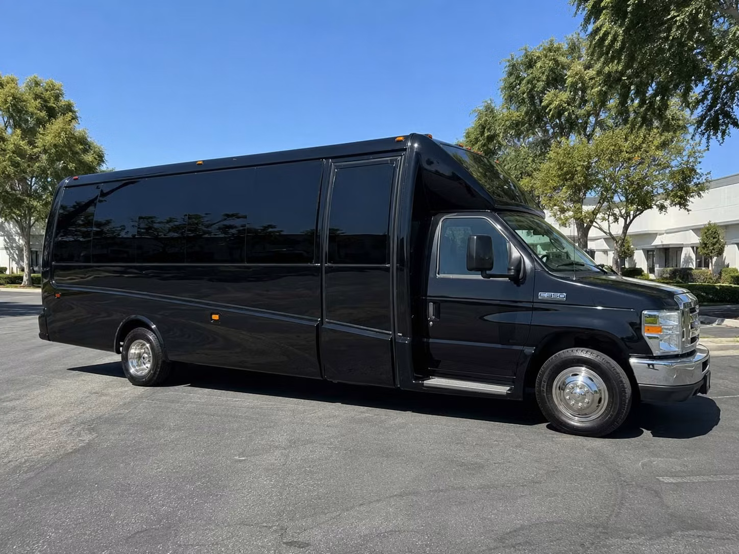 make your san angelo outdoor concert night unforgettable with a party bus
